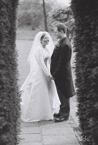 sarah and gareth in arch at miskin